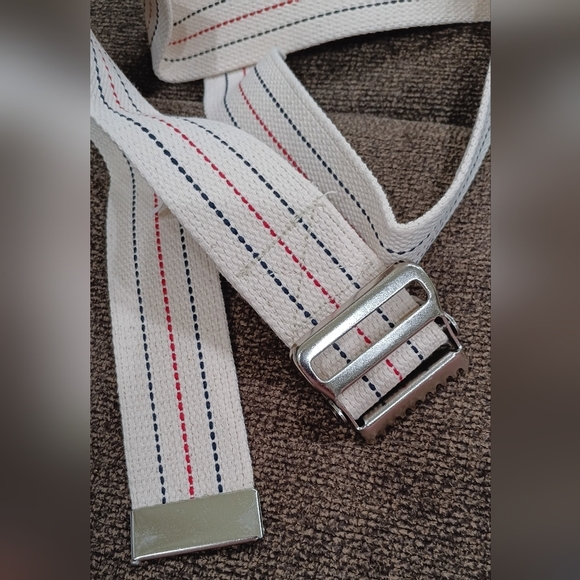 Transfer Gait Belt Support for Caregiver Home Health Nurse Assist Belt (NEW) - Picture 3 of 7